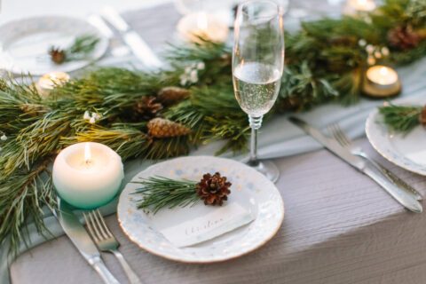 Aerial,View,Of,Winter,Green,Garland,On,A,Wedding,Table